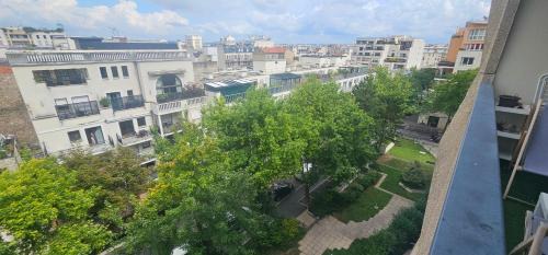Gambetta Apartment | Charming Studio near La Défense - Paris