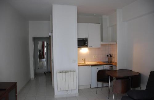 Saint-Victor Apartment | Charming studio Paris City Center - Maubert Mutualité