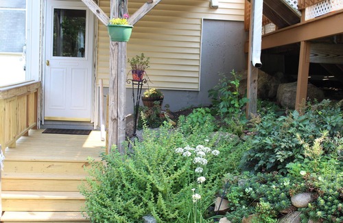 Gloucester Apartment | Charming Studio, Private Bath, Kitchenette, Deck, Walk to Beach