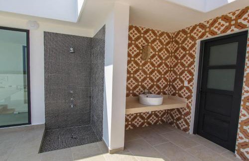 Luis Donaldo Colosio Cabin | Charming Studio Right On 5th Avenue - Ideal For Couples