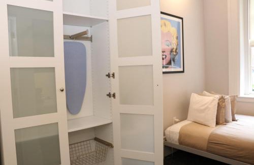 Beacon Hill Apartment | Charming & Stylish Studio on Beacon Hill #6