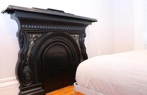 Beacon Hill Apartment | Charming & Stylish Studio on Beacon Hill #11