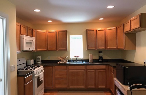 North Thetford Apartment | Charming Sunny Studio with Detached Garage in the Upper Connecticut Valley