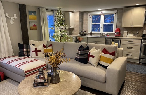 Mount Tabor Cabin | Charming, Sweet Cottage Danby Manchester, Stratton, Bromley, Dorset, Okemo