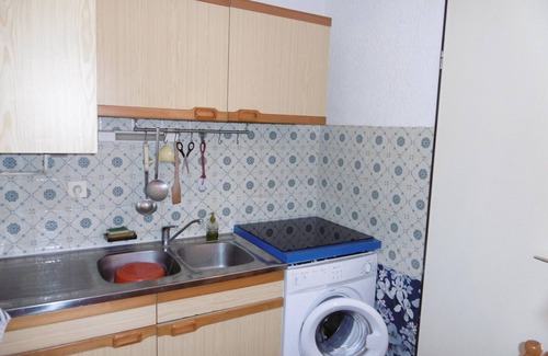 Port Leucate Apartment | Charming T2 Cabin, 4 Guests, Near Beach, Terrace, Parking