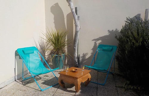 Vaux-sur-Mer Condo | Charming T2 house in a quiet condominium near the beaches.