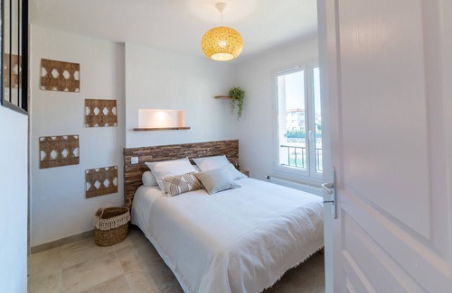 Gap Apartment | CHARMING T2 WITH LAKE VIEW, FULLY EQUIPPED TERRACE