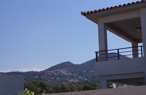 Monticello Apartment | Charming T3 apartment with pool in ILE-ROUSSE