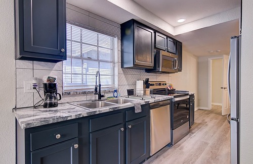 Ybor City Apartment | Charming Tampa one bedroom apartment with patio!