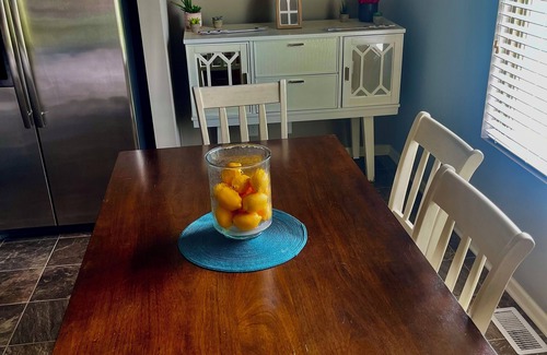 Jefferson House | Charming townhome in Omaha. 20 minutes from downtown for cws