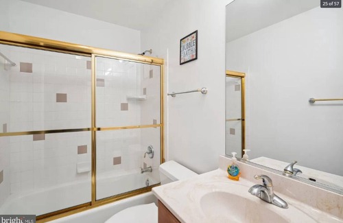 Edgewater House | Charming townhome in awesome Edgewater, MD