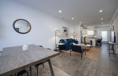 Urbandale Nations House | Charming Townhomes! Two Side By Side Units!