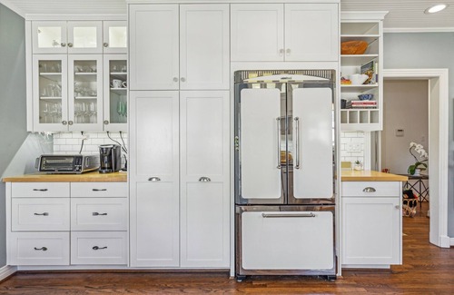 Hollywood - Santa Monica House | Charming Tudor in East Dallas Neighborhood