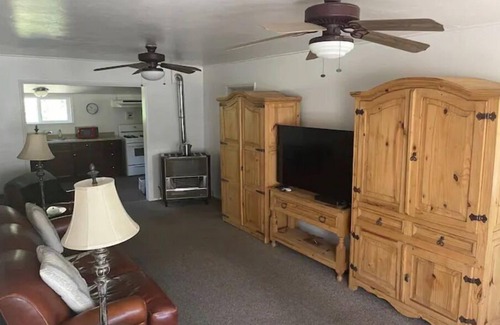 Tollhouse Cottage | Charming two-bedroom cottage with amazing views!