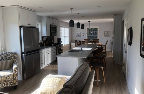 West Chatham House | Charming two year old 3Bd Rm 4 bath home .6mi to Ridgevale Beach
