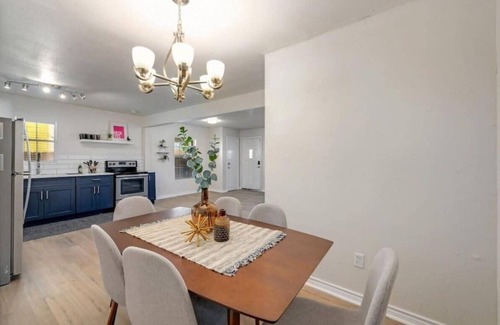 North San Antonio - SAT House | Charming Urban Oasis in Alamo City