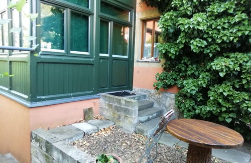 Schoenfeld-Weissig House | Charming vacation apartment in Dresden Pillnitz EG