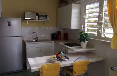 Lagun House | CHARMING VACATION HOME DIRECTLY ON THE BAY