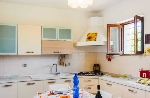 Ponte Buriano Villa | Charming Villa with Pool