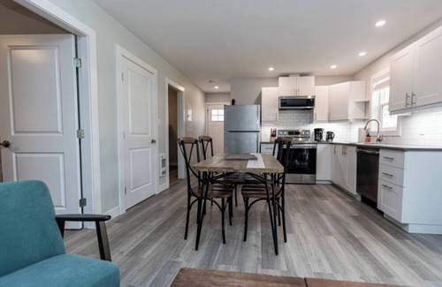 Victoria Apartment | Charming Victoria Suite – 2BR with Outdoor Space
