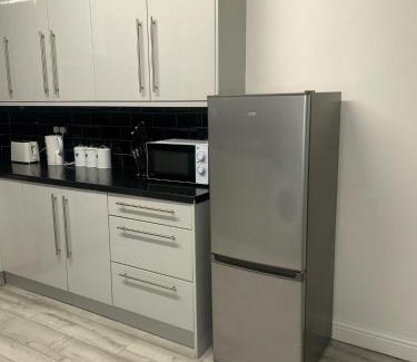 Rusholme House | Charming Victorian Retreat 4BR House in Central Manchester