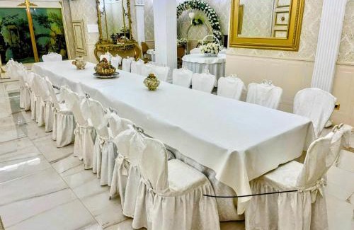 Montefiascone Villa | Charming villa in Umbria - sleeps 16 - lake view - Pool, jacuzzi and events room