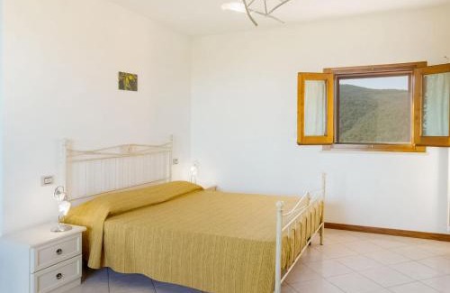 Ponte Buriano Villa | Charming Villa with Pool