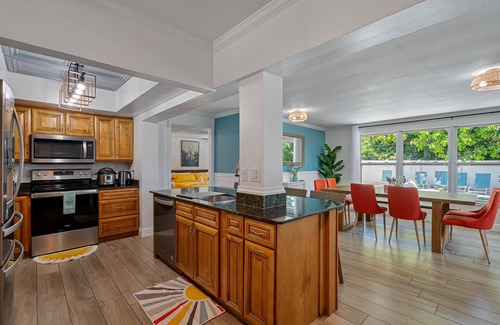 Clearwater Villa | Charming villa w heated pool & spa - minutes to beach