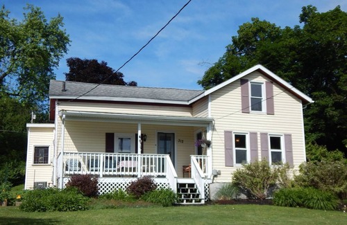 Watkins Glen House | Charming Village home near downtown Watkins Glen!