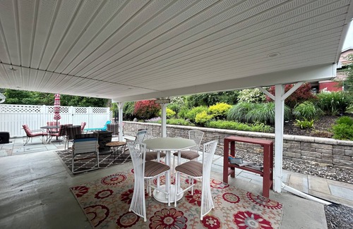 Watkins Glen House | Charming Village home near downtown Watkins Glen!