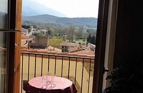 Rodes House | Charming Village House With Fabulous Mountain Views