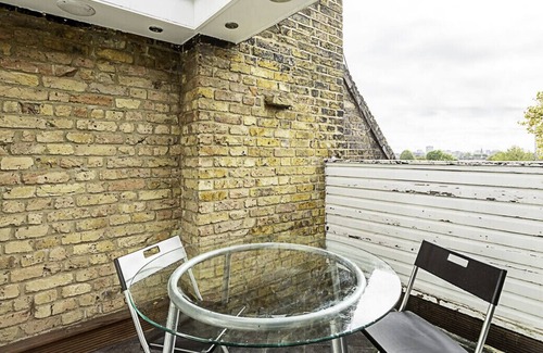 South Hampstead Apartment | Charming West Hampstead Flat
