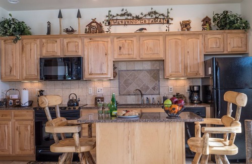 Stanley Hills Condo | Charming woodsy condo with private hot tub and Rocky Mountain views!