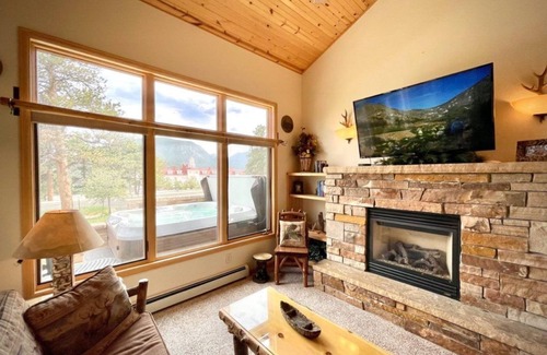 Stanley Hills Condo | Charming woodsy condo with private hot tub and Rocky Mountain views!