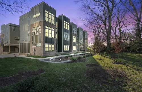 Nashville Condo | Charmingly Modern Private BR/BA - near downtown!