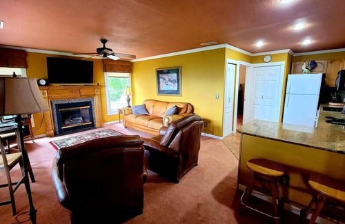 Clyde House | Charsley Mountaintop Retreat