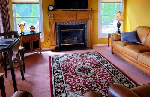 Clyde House | Charsley Mountaintop Retreat