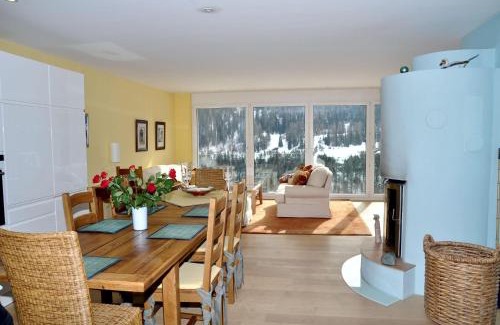 Engadin Scoul Apartment | Chasa Miramunt 9