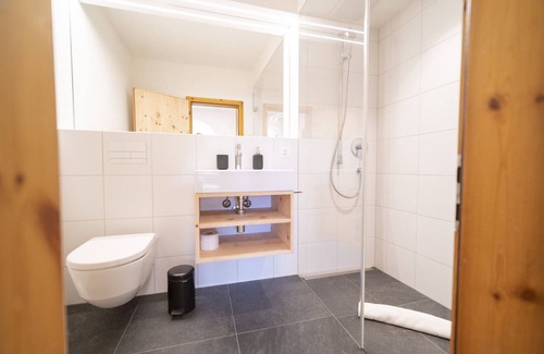 Engadin Scoul Apartment | CHASA MUNTANELLA 3.5: CHARMING 3.5-ROOM FLAT, IN A MODERN ENGADIN HOUSE