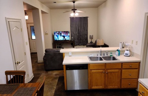 Pine Grove Apartment | Chateau 11, spacious townhouse in Tickfaw, LA