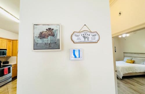 Pine Grove Apartment | Chateau 7