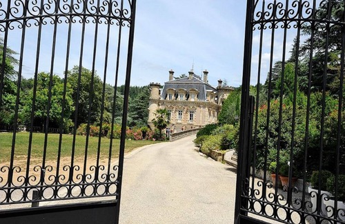 Vals-les-Bains House | CHATEAU CLEMENT - Chambre Clovis - Romanticism