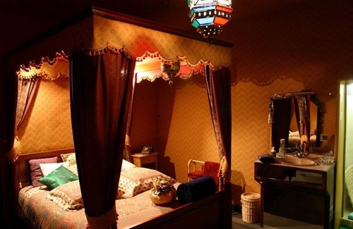 Les Pradeaux Hotel | Chateau La Grange fort