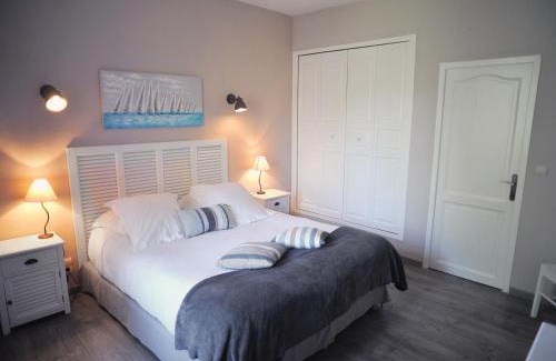 La Londe-les-Maures Bed & Breakfast | Chateau Maravenne