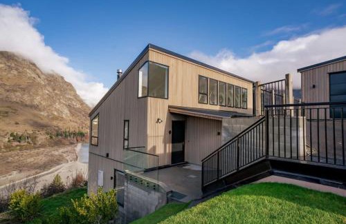 Arthur's Point House | Chateau Shotover