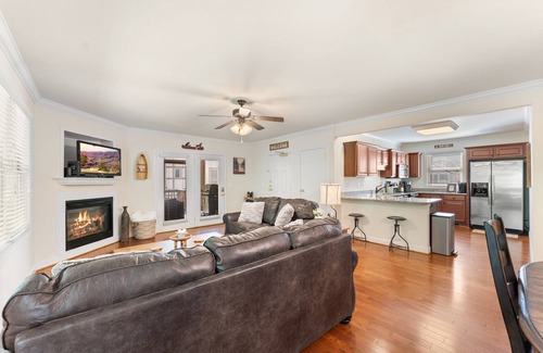 Helen Condo | Chattahoochee River House 1- 3rd Night Free! See Details Below.