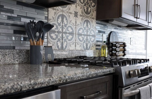 Northside House | CHATTANOOGA CHARM! Spacious 4-bedroom house with Game Room and Arcade's!