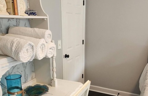 Lupton City House | Chattanooga Mountain Retreat-Country and City in the perfect location!