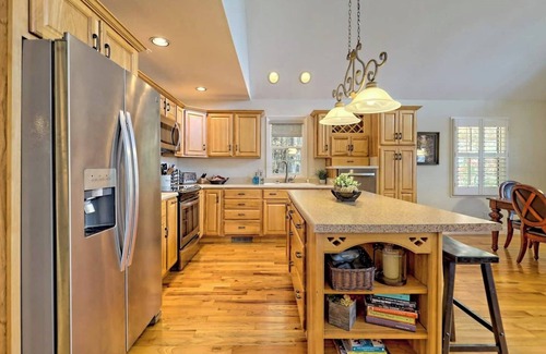 Nantahala Bay House | Chatuge Chalet - by Chatuge Home Concierge Lake view, mountain view, foosball, table fire pit