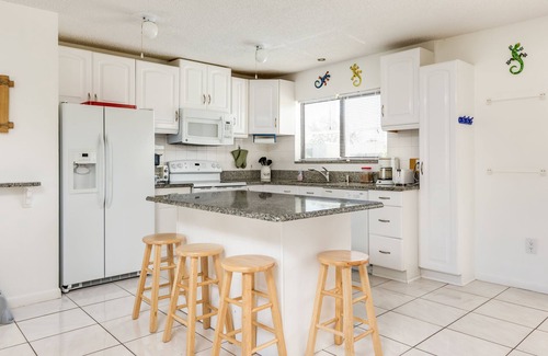 Port Charlotte House | Chaves - Vacation Home